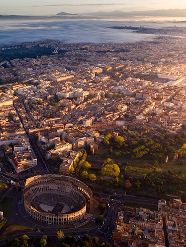 Vista aerea di Roma, città in cui Areti gestisce la distribuzione di energia elettrica